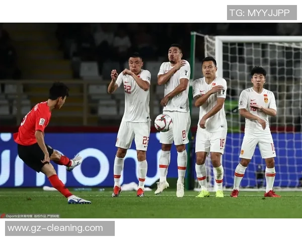 武汉足球队与成都足球队赛后复盘揭示力量对决的精彩瞬间与战术分析